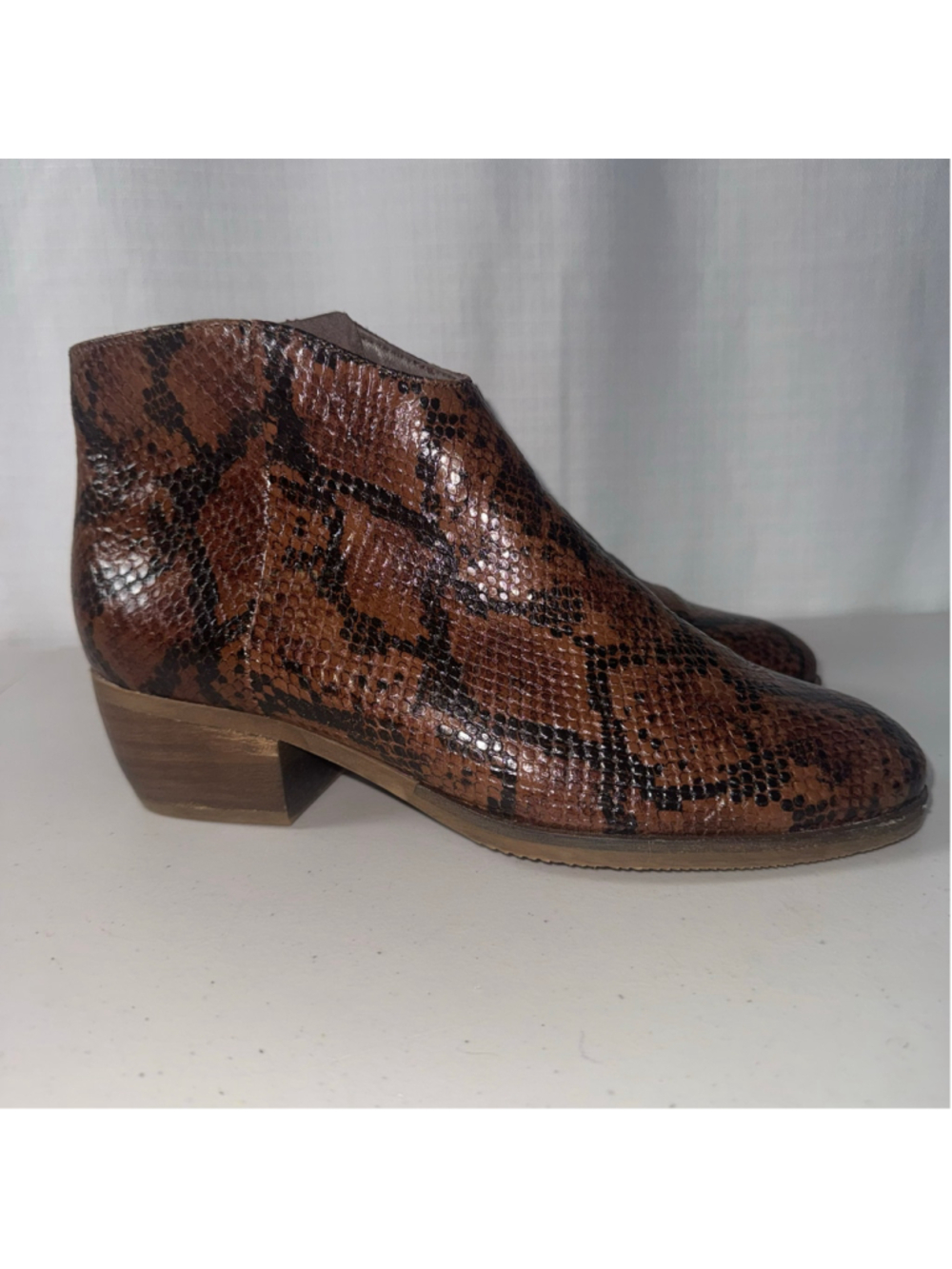 Clarks Mila Myth Brown Black Snake Print Ankle Boots Size US 9.5M